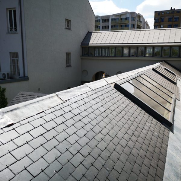 Toiture & Châssis toiture ardoise et fenêtres de toit