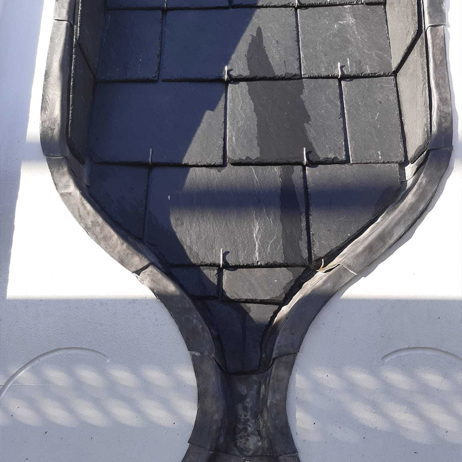 Ecole Sainte-Bernadette - toiture inclinée - ardoises