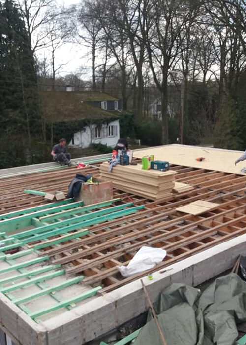 Chantier d'uen toiture plate réalisée par Construbel